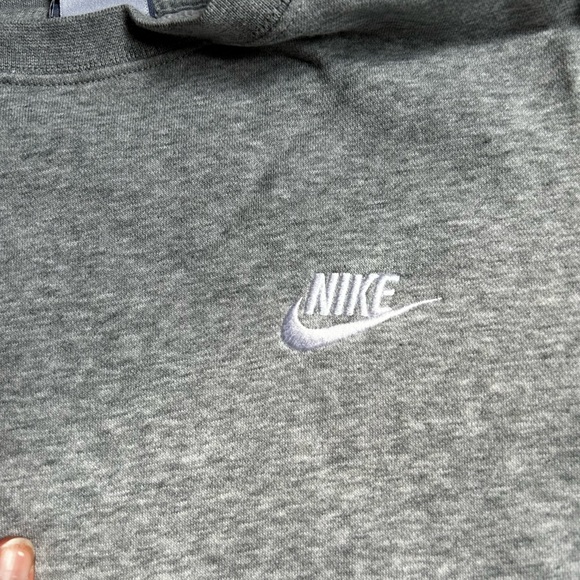 Nike grey crewneck - Picture 2 of 3